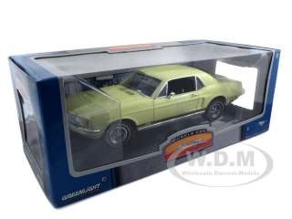 1967 FORD MUSTANG GT YELLOW 1:18 DIECAST MODEL CAR  