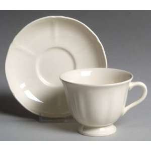   Cup & Saucer Set, Fine China Dinnerware:  Kitchen & Dining