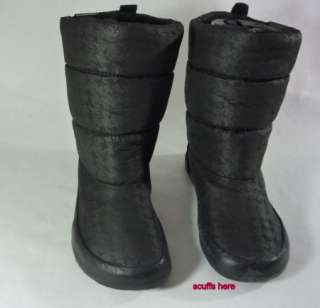New Womens Roxy JUNEAU Black Printed Nylon Boots Faux Fur Lining Pull 