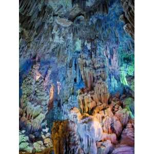  Reed Flute Cave, Guilin, Guangxi Province, China Premium 