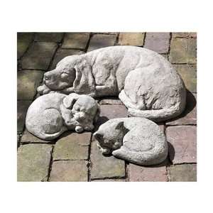  Reclining Cats & Dogs Garden Statue Patio, Lawn & Garden