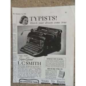 Smith Typewriter, Vintage 40s black and white Illustration print 