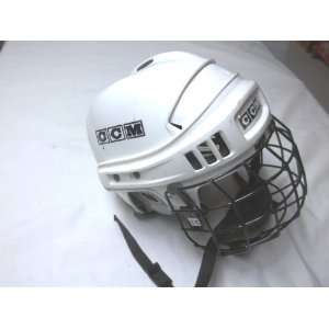  CCM White Ice Hockey Helmet with face guard   Size 6 3/8 
