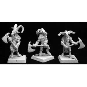  Warlord Beastmen w/ Axes (3) RPR 14117 Toys & Games