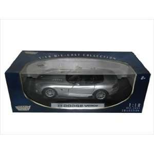  Dodge Viper SRT 10 Silver 1/18 by Motormax 73137: Toys 