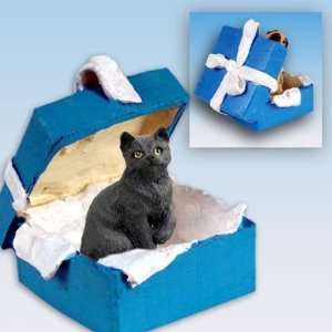  Shorthair Black Blue Gift Box Cat Ornament: Home & Kitchen
