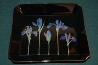 OTAGIRI BLUE IRIS TRAY   Wonderful design  