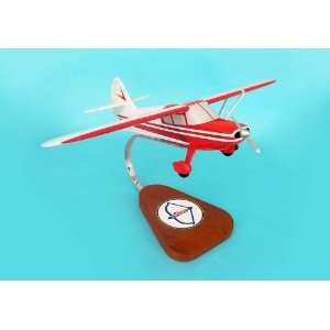  Stinson 108 1 Voyager Airplane Model Toys & Games