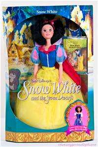 DISNEY Snow White & Seven Dwarfs SNOW WHITE Barbie Doll  