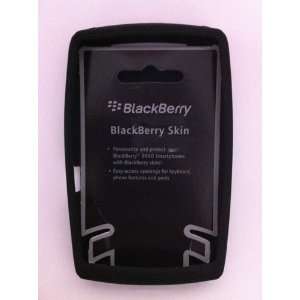   Plastic Skin Case for Blackberry Storm 2 9550 9520 