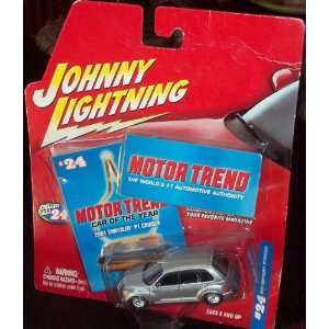   Lightning MOTOR TREND   #24 2001 CHRYSLER PT CRUISER Toys & Games