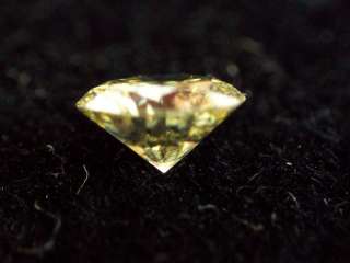 16 ct Round Brilliant yellow Diamonds SI2  