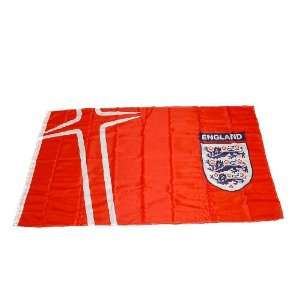  England Football Team   Official Team Flag 5 x 3 ( Red 