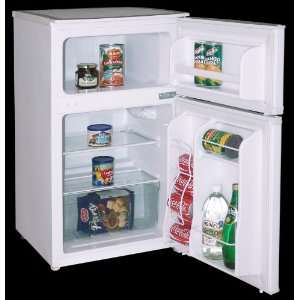  Compact 3.1 Cubic Foot Total Capacity Refrigerator With 