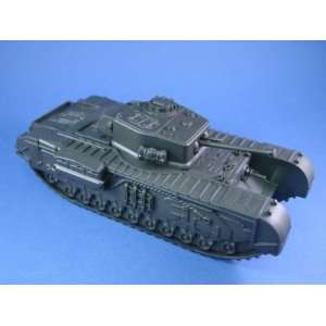  WWII British Army Churchill Tank 54mm Toys & Games