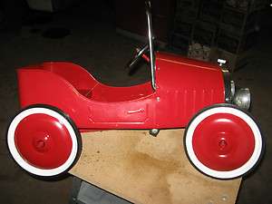 AMERICAN RETRO PEDAL CAR RED 1929 MODEL T  