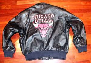   CHicagp Bulls Script Leather Jacket Raiders CHicago Bulls Pro Player