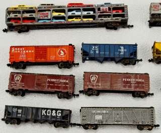 26 Assorted Vintage HO Train Cars & Other Items Atlas Lima Trix Alm 