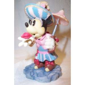 Minnie Mouse Resin Kiss Me, Honey Do Figurine