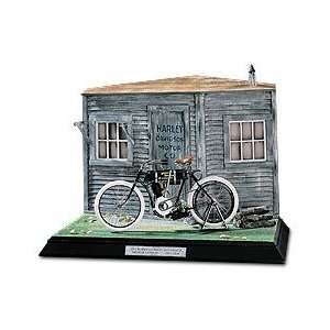  1903 Harley Davidson Motorcycle Diorama   Limited Edition 