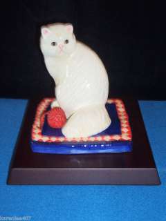 PERSIAN CAT ROYAL DOULTON THE CAT COLLECTION NEW  