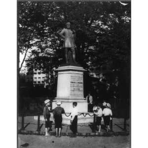   ,1824 1863, statue,small boys,Richmond,Virginia,VA,