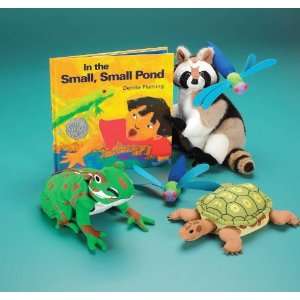   , Small Pond Storytelling Set with Book and Puppets