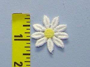 Large White & Yellow Daisy Sew on Applique Patch #W7  