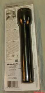 Maglite 2D flashlite 3 Watt LED flashlight black NIB Model ST2DST2 Mag 