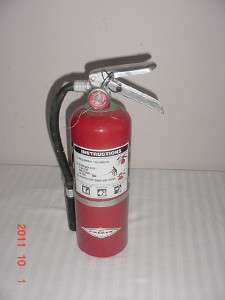 AMEREX ABC 5LB DRY CHEMICAL FIRE EXTINGUISHER AMEREX MODEL A500 FULL 