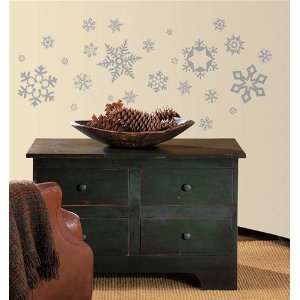  Glitter Snowflakes Wall Decals in Roommates