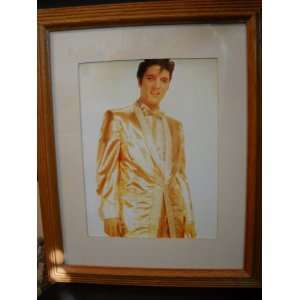 Rare Photo of Elvis Presley in His 24k Gold Tuxedo 