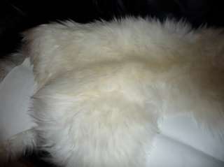 100% Genuine SheepSkin Fur Pelt 41 x 25 Rug Natural White   Brand 