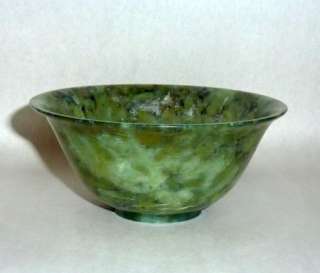   CHINESE   EGGSHELL THIN CARVED 4 SERPENTINE JADE BOWL & 4 SPOONS