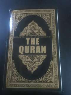   Muslim Holy Book English Translation of the Message The Quran (Koran