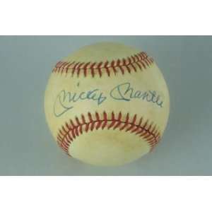  YANKEES MICKEY MANTLE SIGNED AUTHENTIC BASEBALL PSA/DNA 