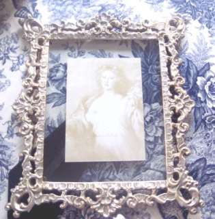 Large Ornate Gold CARVED SCROLLED Photo/Picture Frame  