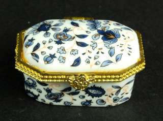 ceramic pill box this octagon shaped pill box features gold plastic 