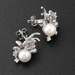18K White Gold 5.5 6mm White Saltwater Pearl Earrings  